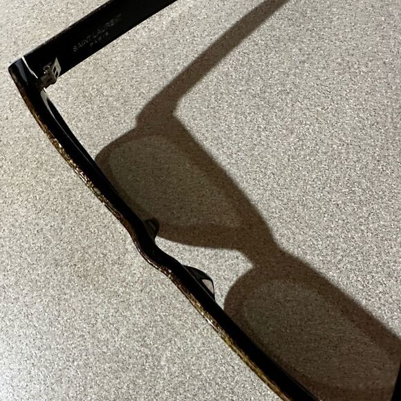 SAINT Laurent Sunglasses Gold Speckle Grey UV Lens Unisex Clubmaster SL51
NWOT - Picture 7 of 14